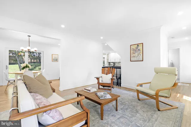 $865,000 | 16908 Freedom Way, Rockville, MD 20853