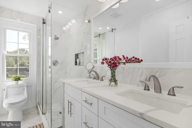 $865,000 | 16908 Freedom Way, Rockville, MD 20853