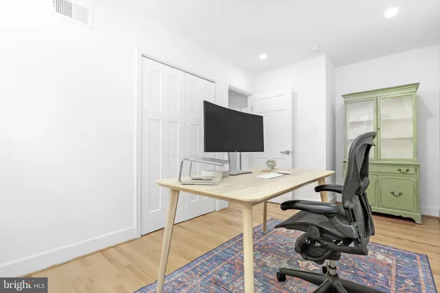 $865,000 | 16908 Freedom Way, Rockville, MD 20853