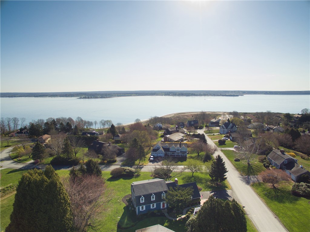 80 Col Christopher Greene Road Portsmouth, RI 02871 - Photo 13 of 50