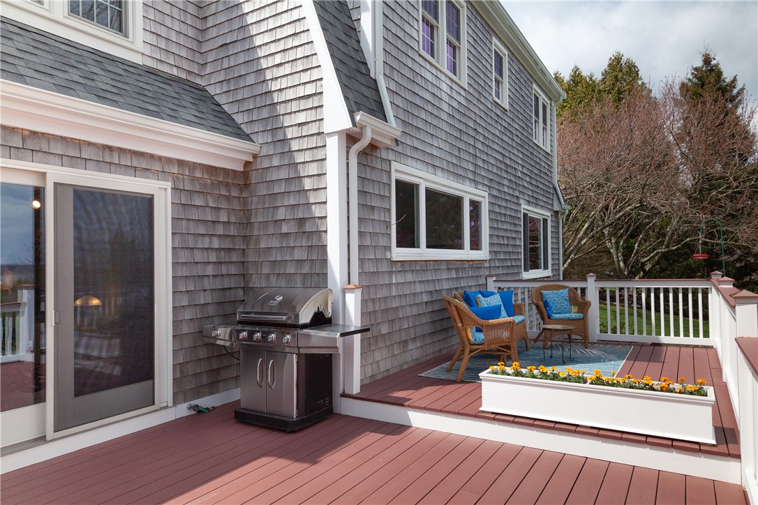 80 Col Christopher Greene Road Portsmouth, RI 02871 - Photo 5 of 50