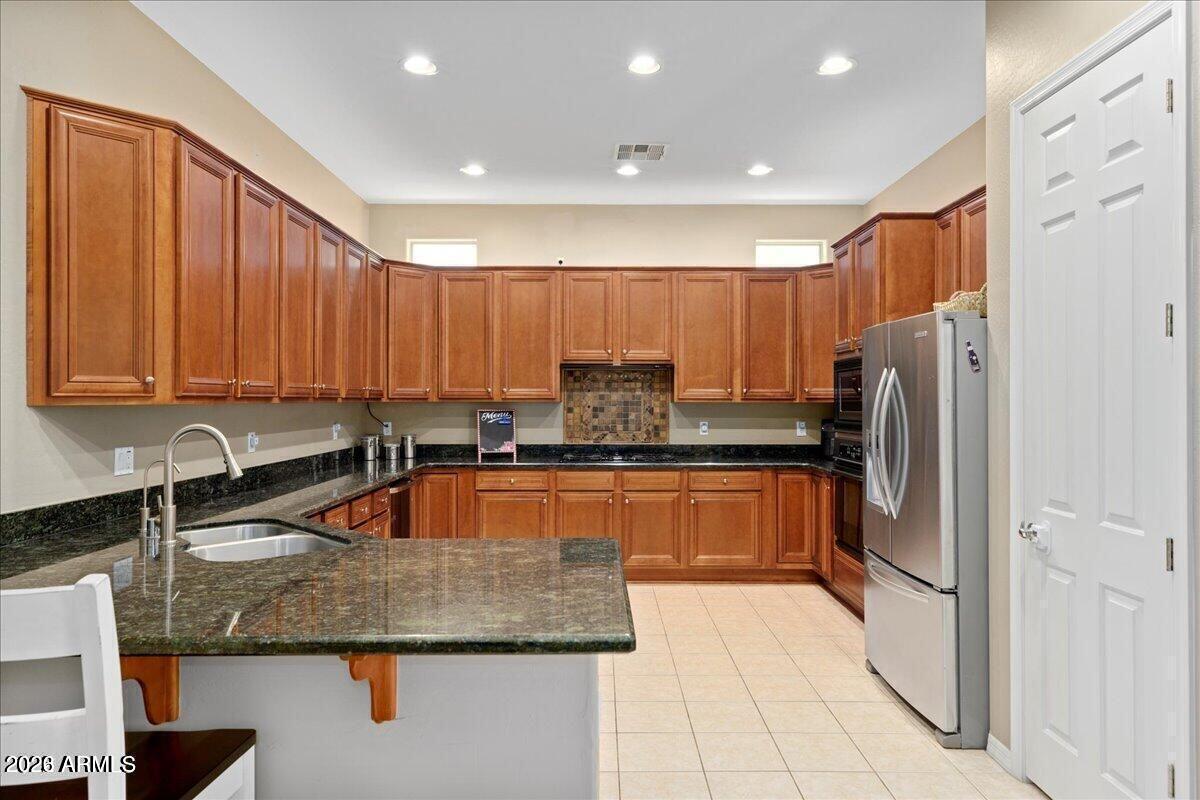 14261 West Harvard Street Goodyear, AZ 85395 - Photo 8 of 43 20220723031708437498000000-o