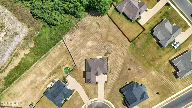 $371,000 | 555 Emma Cove, Nesbit, MS 38651