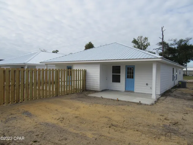 $1,795 | 1132 Mulberry Avenue, Unit B, Panama City, FL 32401