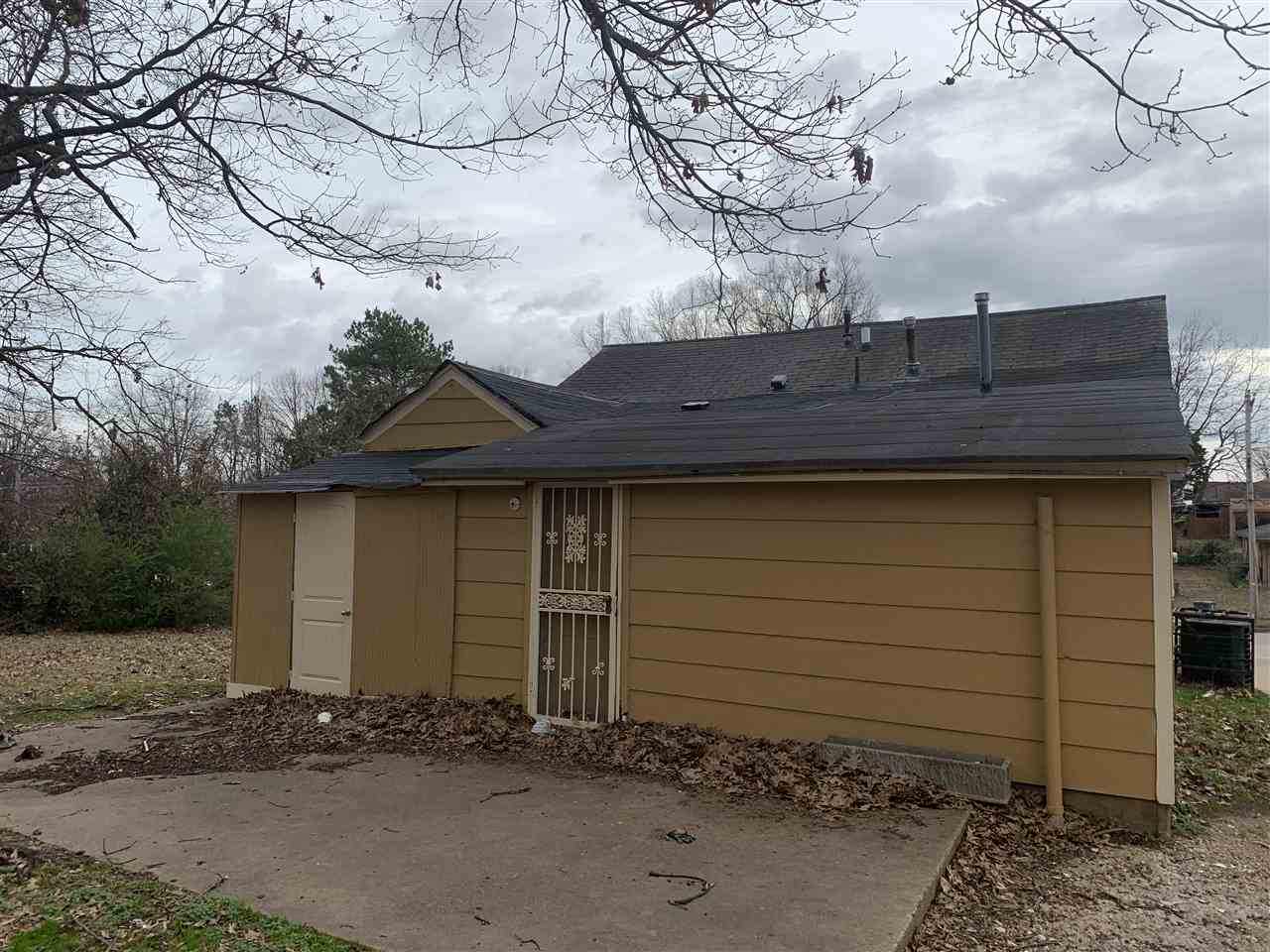 1736 East Alcy Road Memphis, TN 38114 - Photo 8 of 9 Gallery Image 8