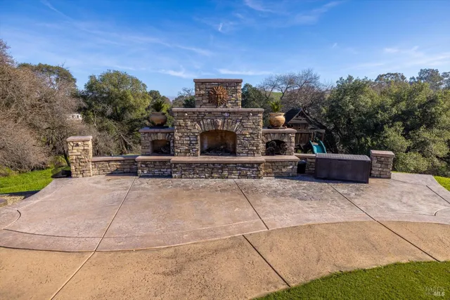 $2,200,000 | 7125 Solitude Court, Vacaville, CA 95688