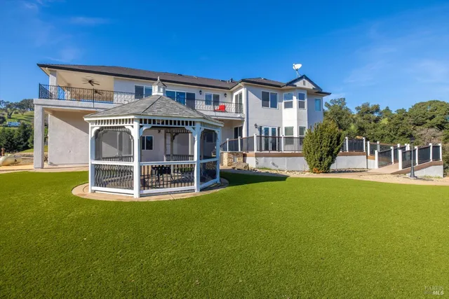 $2,200,000 | 7125 Solitude Court, Vacaville, CA 95688