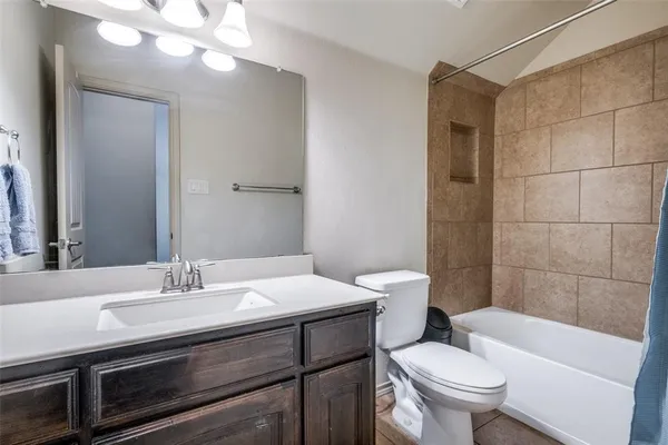 $420,000 | 5100 Crystal Lake Avenue, Krum, TX 76249