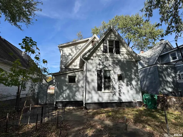 $55,000 | 1712 Northeast Monroe Street, Peoria, IL 61603