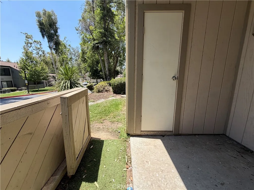 600 Central Avenue Riverside, CA 92507 - Photo 34 of 43