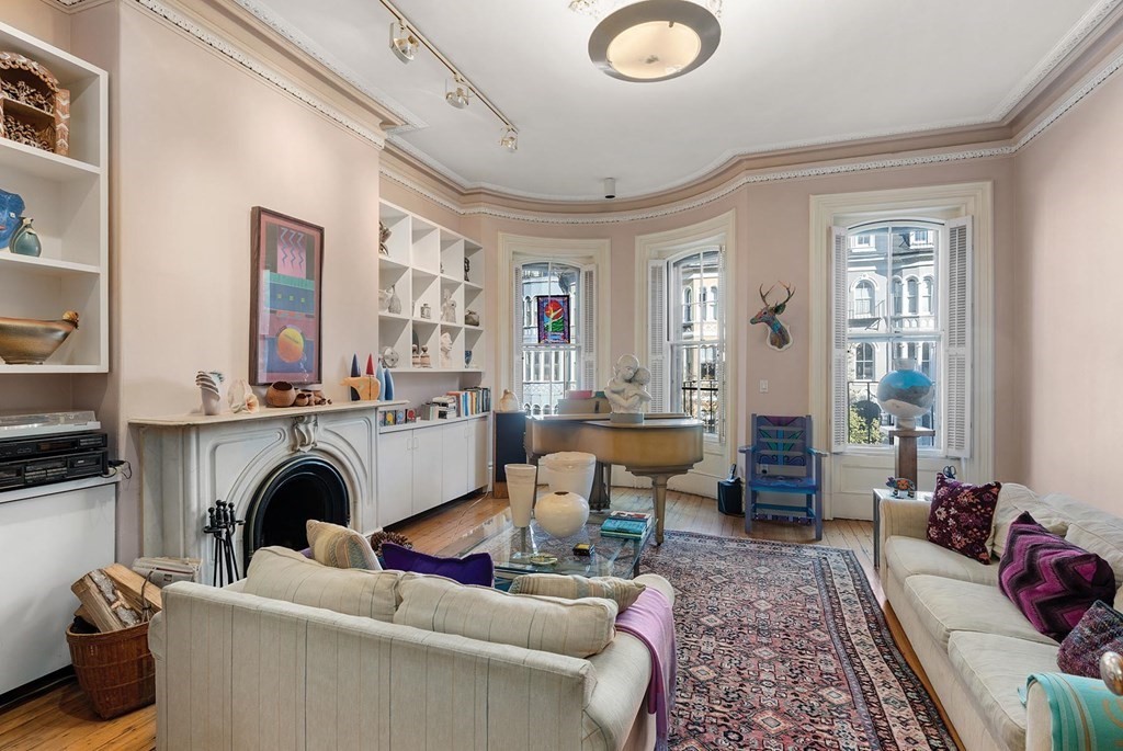 18 Rutland Square Boston, MA 02118 - Photo 13 of 36 Gallery Image 13