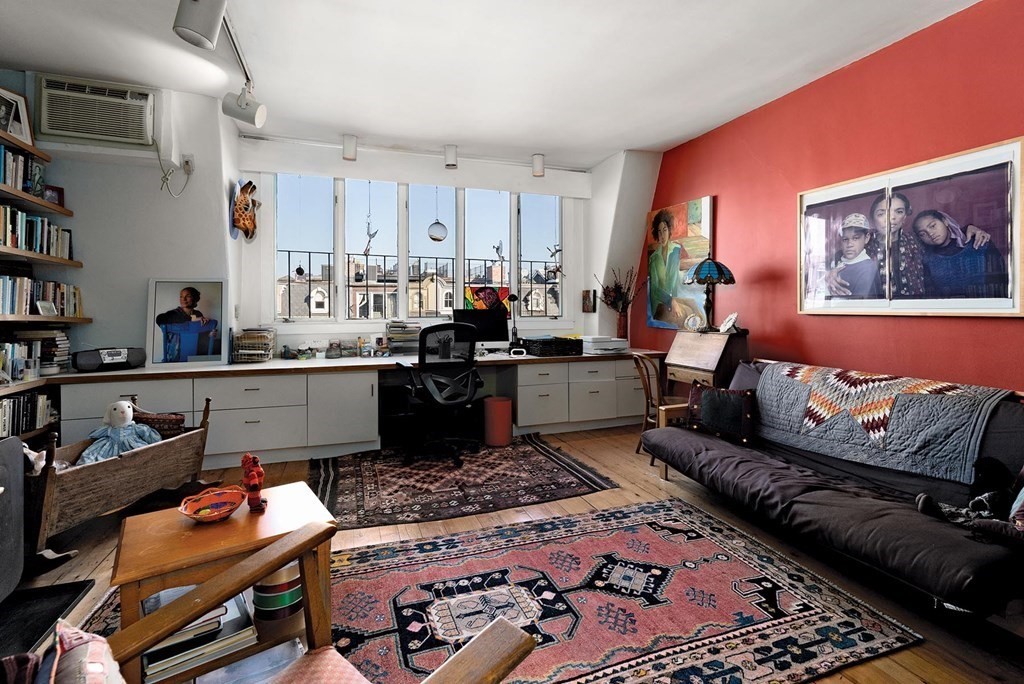 18 Rutland Square Boston, MA 02118 - Photo 24 of 36 Gallery Image 24