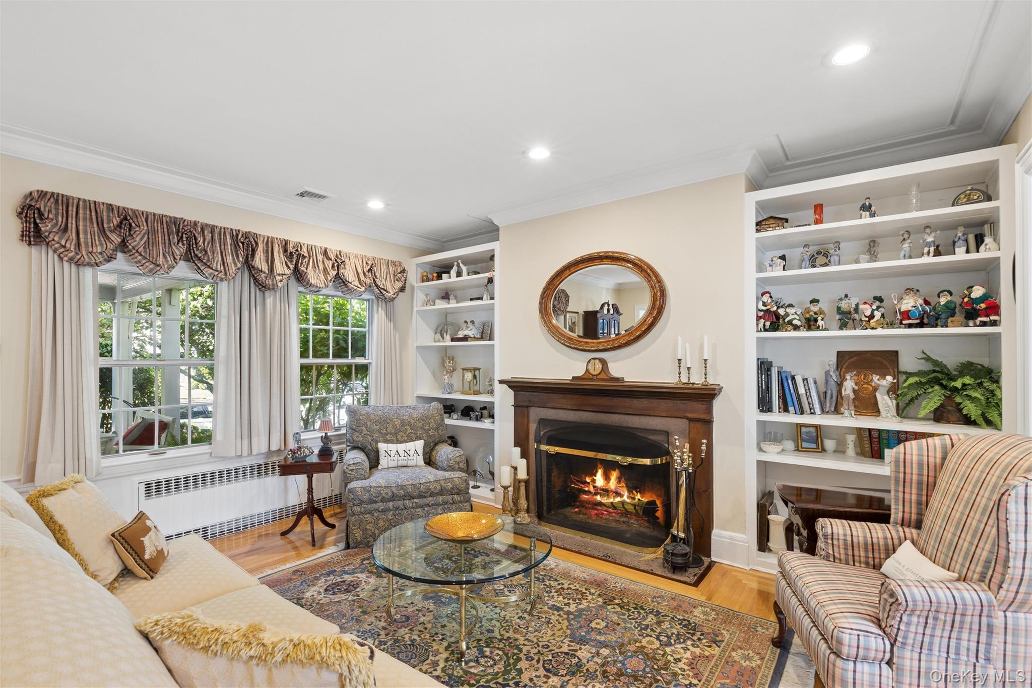 153 Roxbury Road Garden City, NY 11530 - Photo 8 of 42