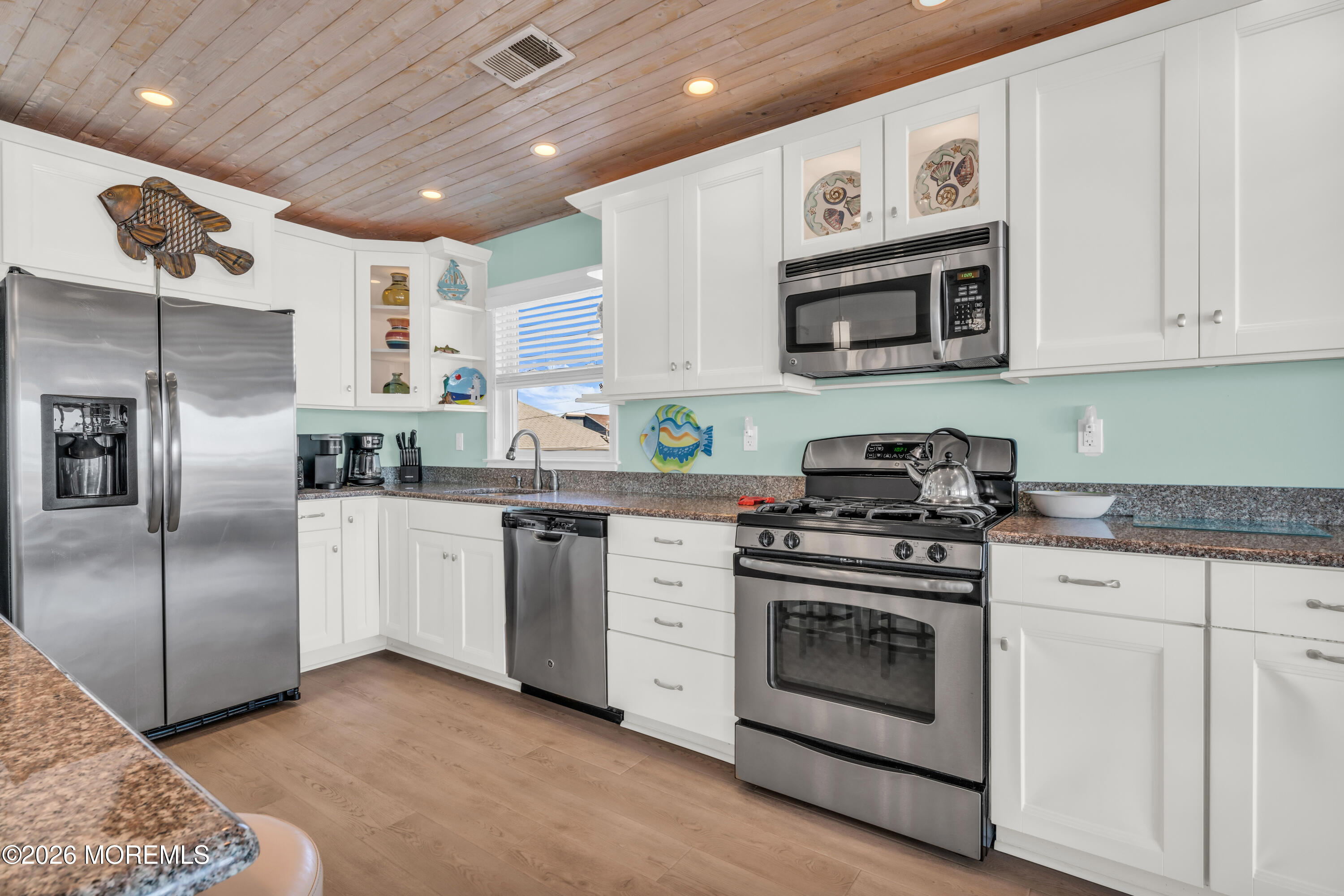 2102 Oceanfront Lavallette, NJ 08735 - Photo 25 of 59 photos_high_resolution_HOM02604