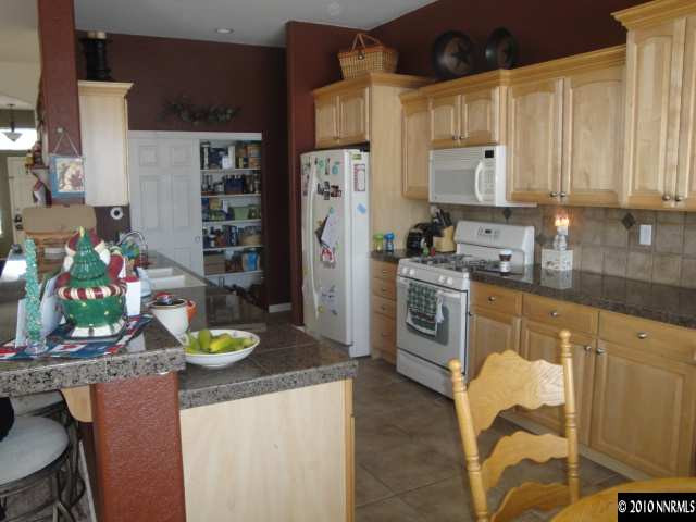17670 Cee Jay Court Reno, NV 89508 - Photo 6 of 13 Photo 6