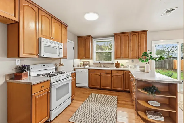 $375,000 | 5641 34th Avenue, Sacramento, CA 95824