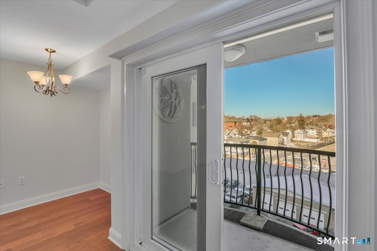 461 Bank Street, Unit 606 New London, CT 06320 - Photo 10 of 37