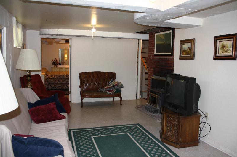 1130 Persinger Road Southwest Roanoke, VA 24015 - Photo 15 of 24 Family Room