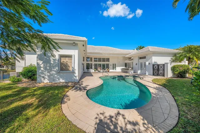 $5,999,995 | 6451 Northwest 32nd Way, Boca Raton, FL 33496