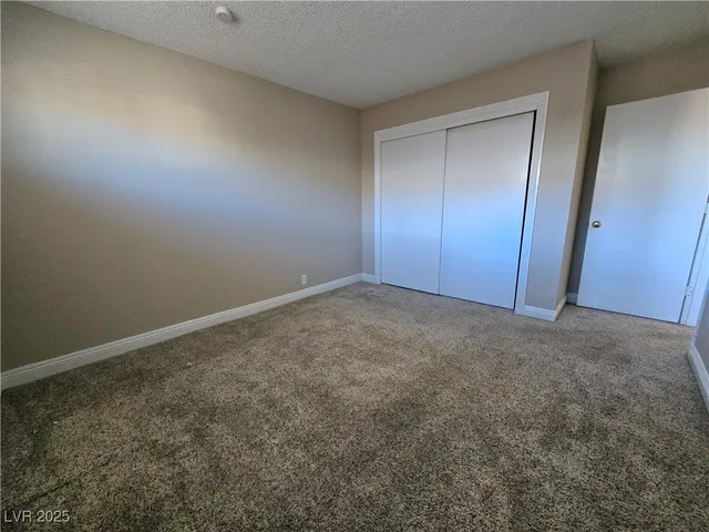 $999 | 5248 Pebble Beach Boulevard, Unit D, Las Vegas, NV 89108