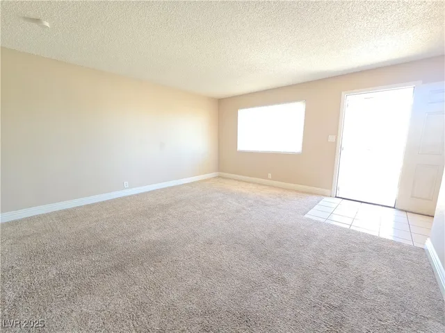 $999 | 5248 Pebble Beach Boulevard, Unit D, Las Vegas, NV 89108