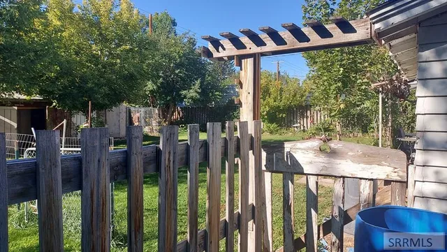 $285,000 | 750 11th Street, Idaho Falls, ID 83404