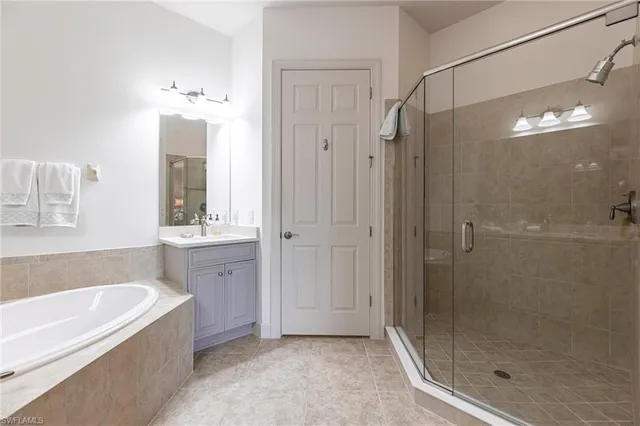 $8,500 | 9550 Ironstone Terrace, Unit 201, Naples, FL 34120