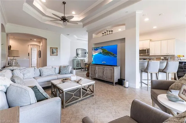 $8,500 | 9550 Ironstone Terrace, Unit 201, Naples, FL 34120