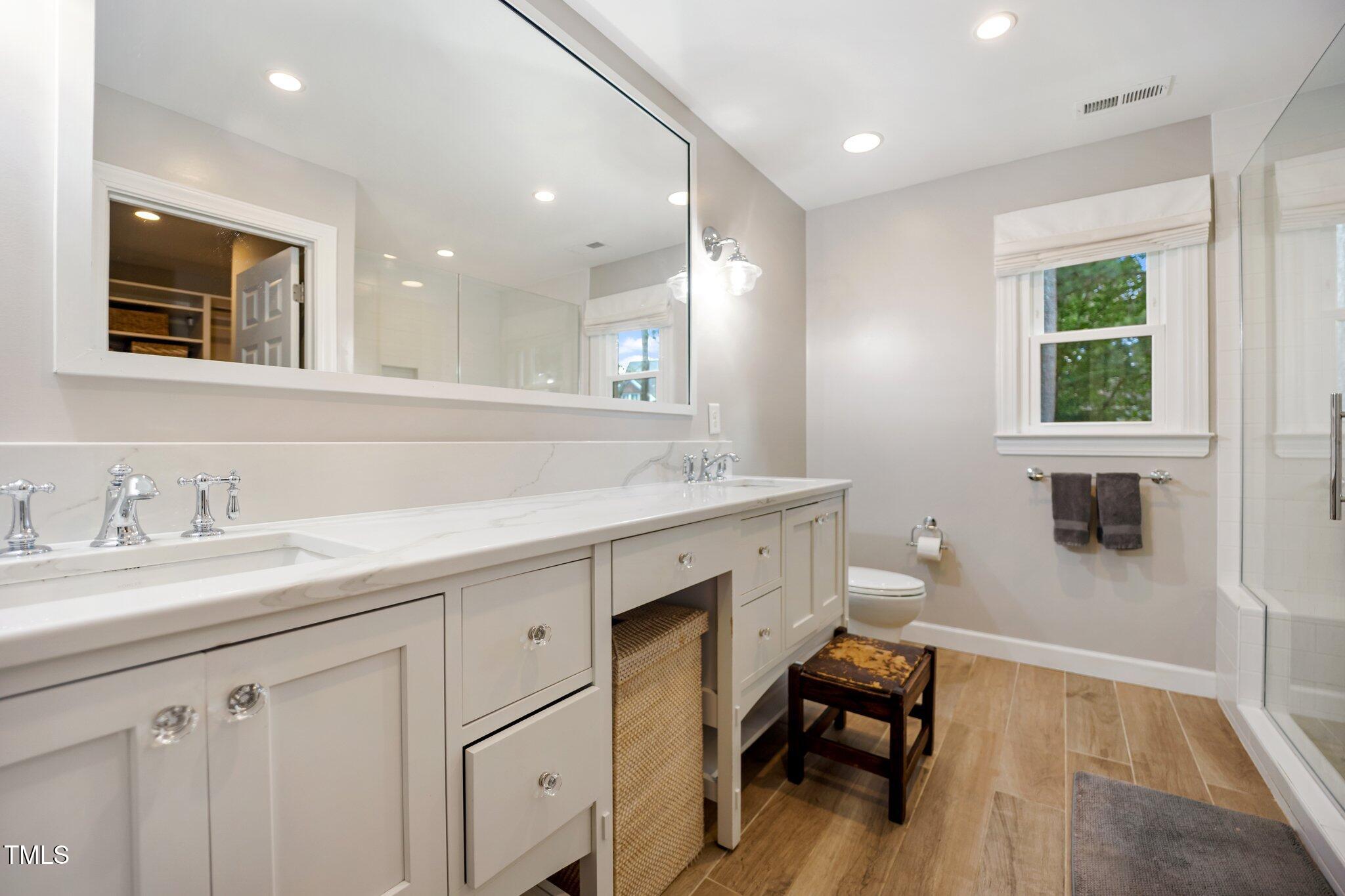 2409 Basil Drive Raleigh, NC 27612 - Photo 24 of 44 31-web-or-mls-484A9512