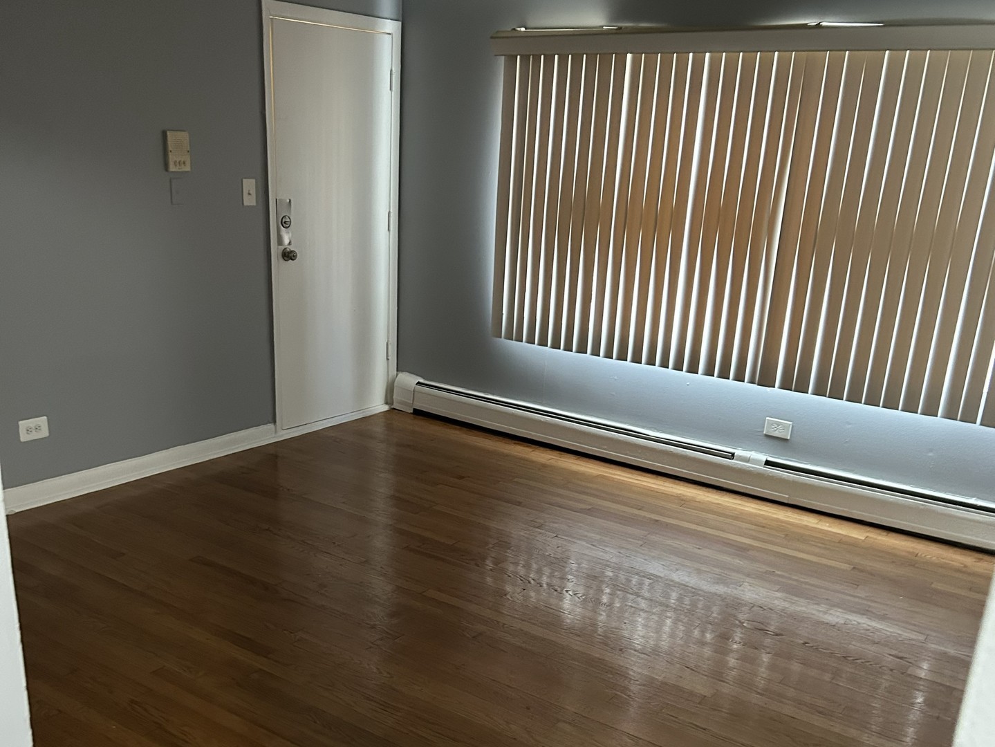 14047 South Tracy Avenue, Unit 2B Riverdale, IL 60827 - Photo 3 of 8 a view of wooden floor and staircase