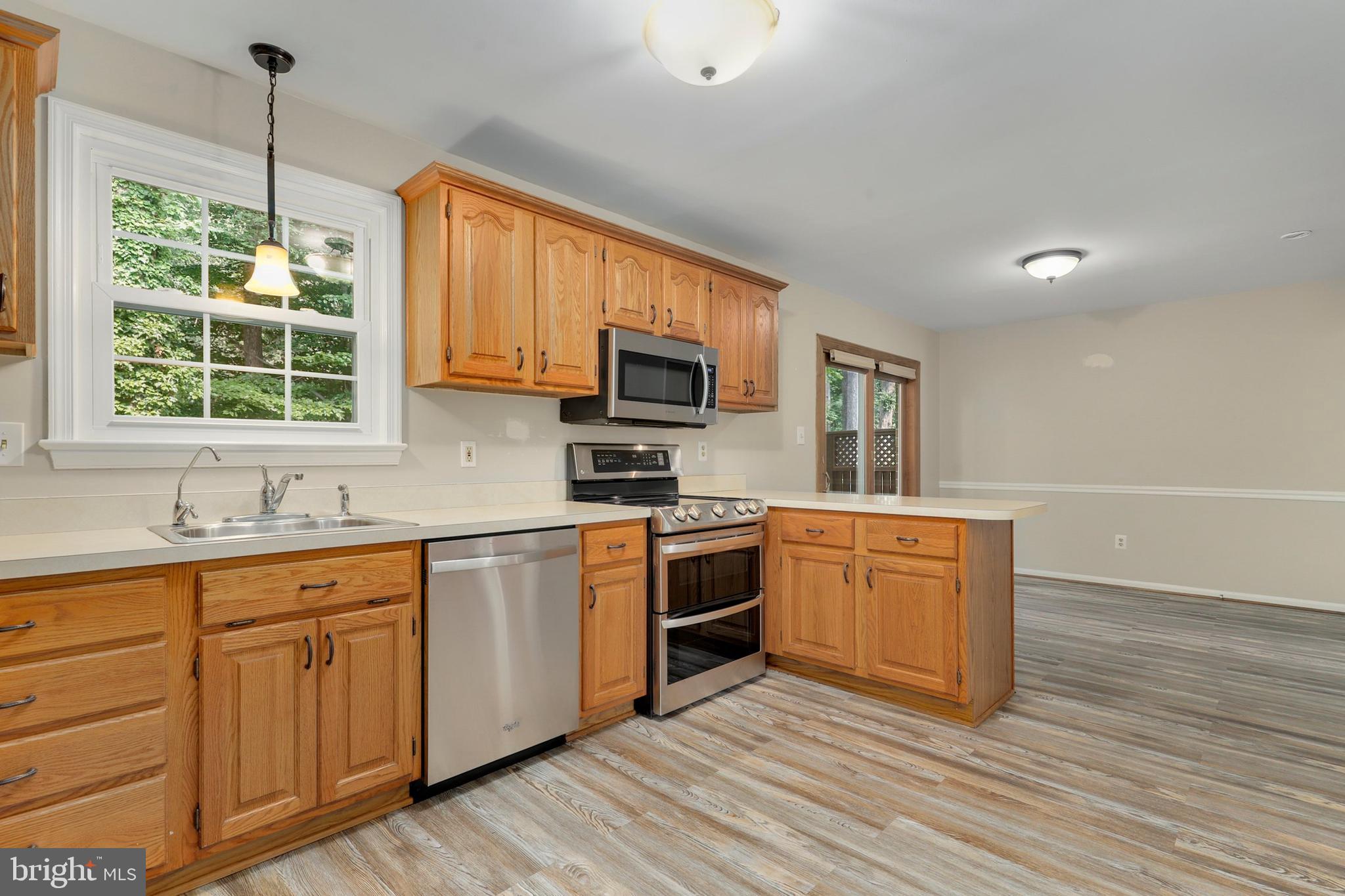 6608 Red Jacket Road Springfield, VA 22152 - Photo 19 of 61