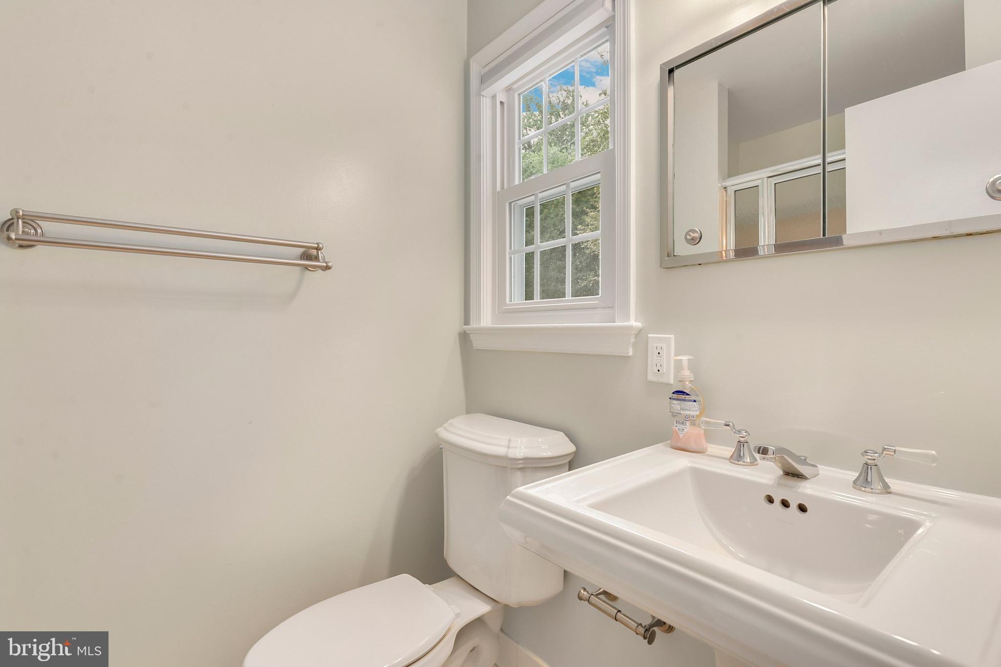 6608 Red Jacket Road Springfield, VA 22152 - Photo 40 of 61