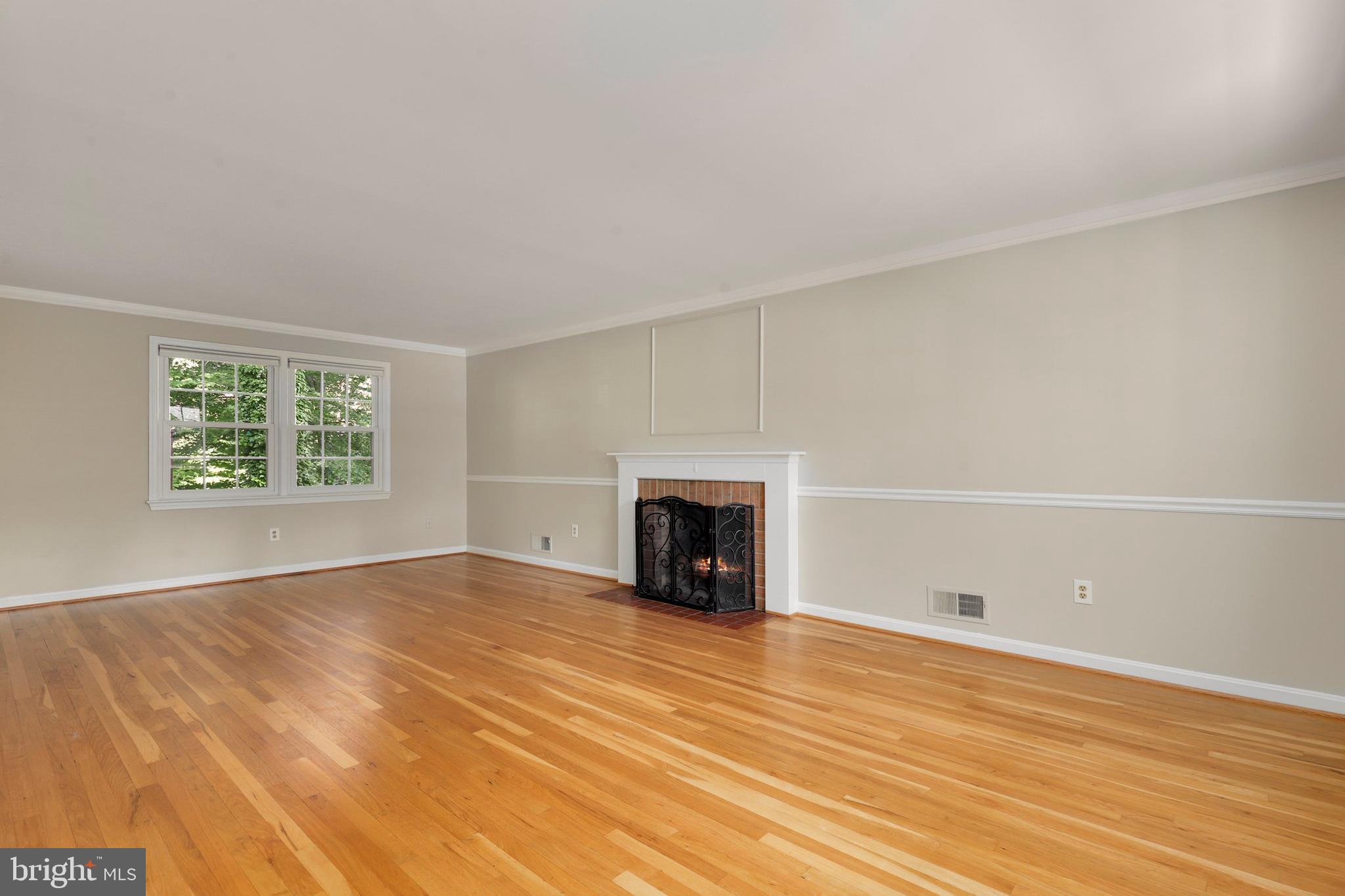 6608 Red Jacket Road Springfield, VA 22152 - Photo 7 of 61