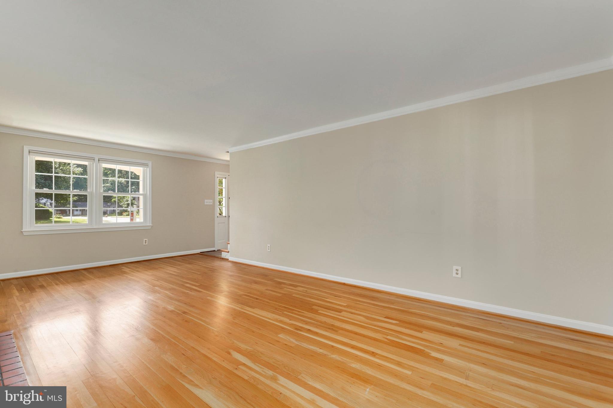 6608 Red Jacket Road Springfield, VA 22152 - Photo 8 of 61