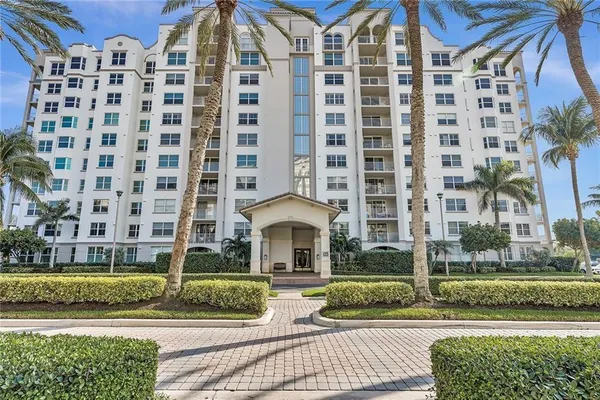$4,450 | 3606 South Ocean Boulevard, Unit PH1008, Highland Beach, FL 33487