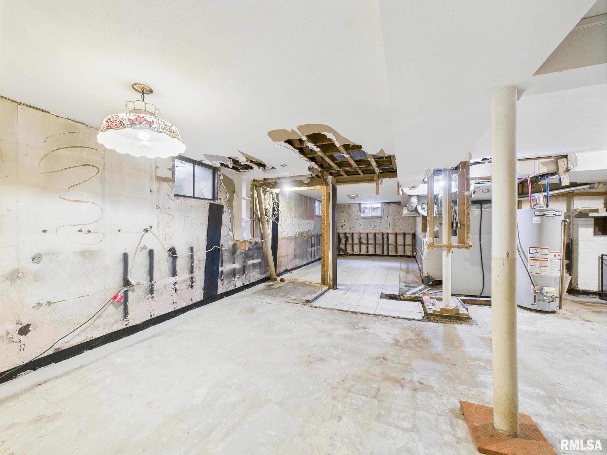 4925 Thrush Avenue Decatur, IL 62521 - Photo 25 of 34