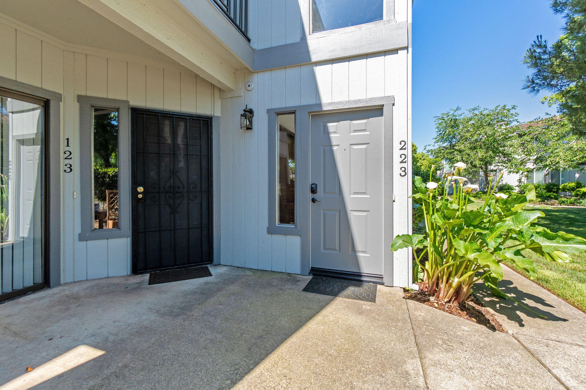 426 Ridgecrest Trail, Unit 223 Redding, CA 96003 - Photo 3 of 59 3-web-or-mls-BiggerFlow Real Estate Medi