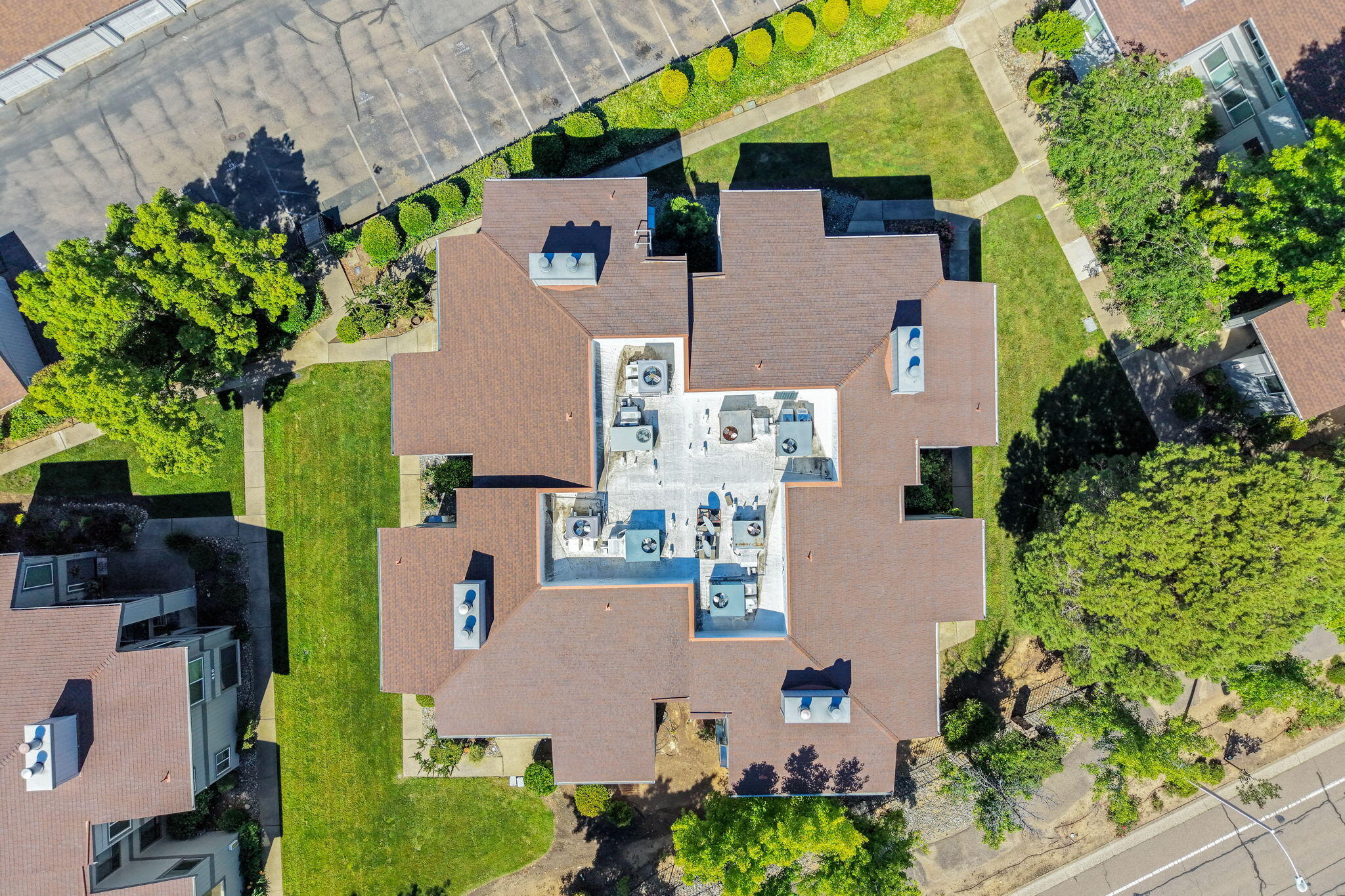 426 Ridgecrest Trail, Unit 223 Redding, CA 96003 - Photo 42 of 59 an aerial view of house with yard