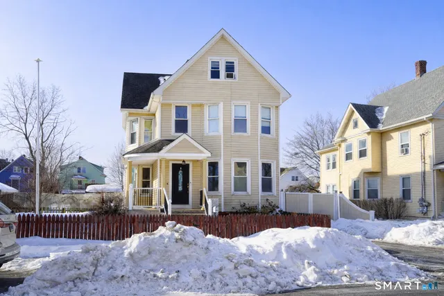 $1,800 | 134 Gorham Avenue, Unit 2, Hamden, CT 06514