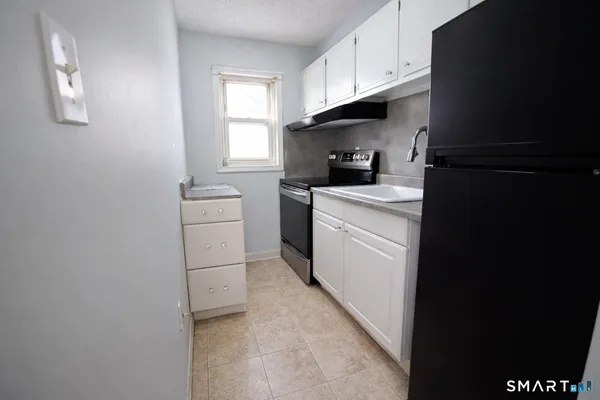 $1,800 | 134 Gorham Avenue, Unit 2, Hamden, CT 06514