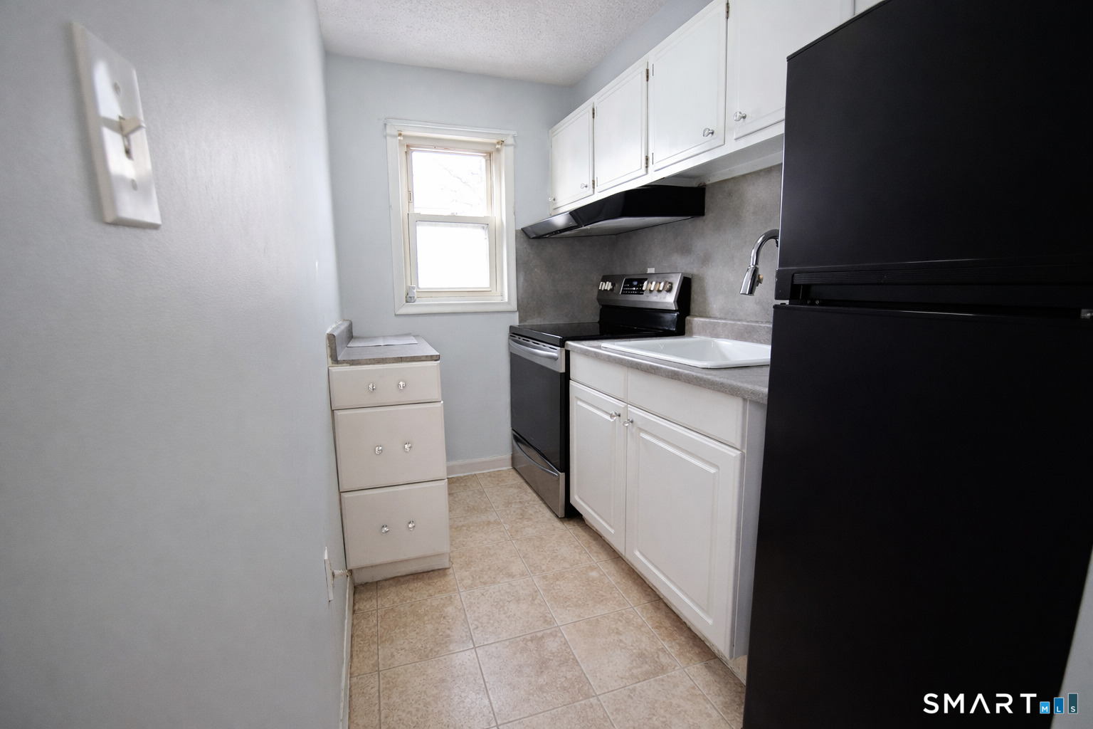 134 Gorham Avenue, Unit 2 Hamden, CT 06514 - Photo 4 of 13