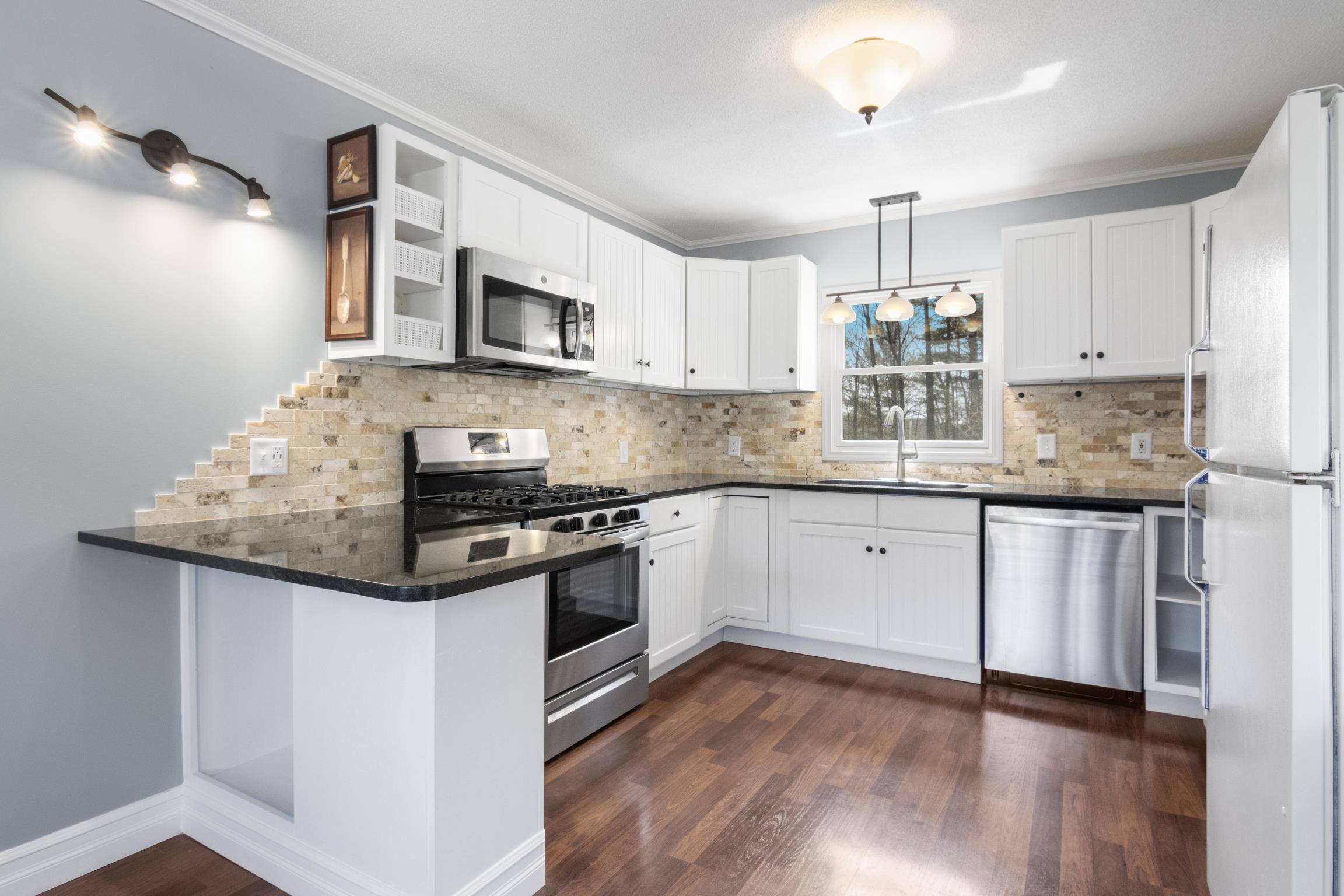3260 East Long Lake Road Traverse City, MI 49685 - Photo 7 of 34
