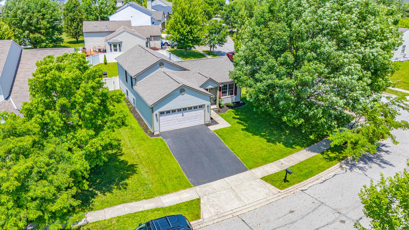 4450 Nickerson Road Columbus, OH 43228 - Photo 3 of 38 Aerial