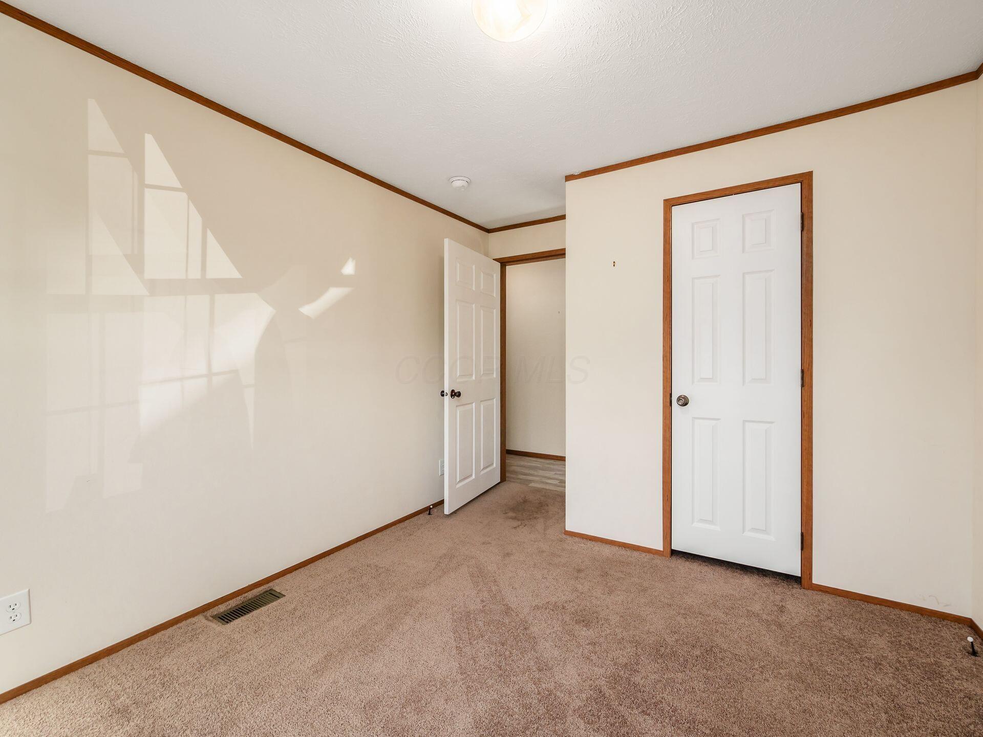 4395 Julian Road Southwest Lancaster, OH 43130 - Photo 22 of 43 Third bedroom