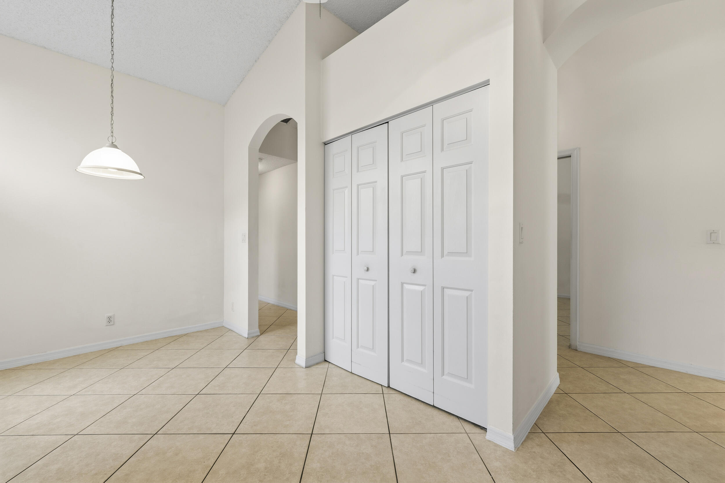 15305 Ixora Road Delray Beach, FL 33484 - Photo 21 of 37 37 (1)