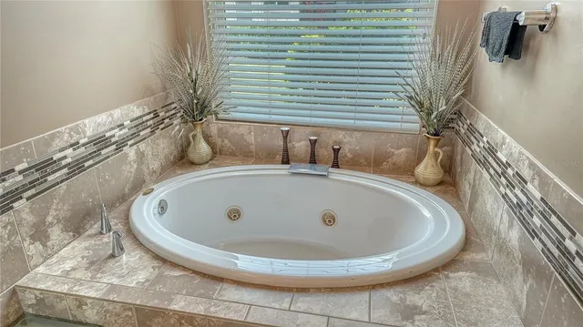 $495,000 | 302 Lansbrook Drive, Venice, FL 34292