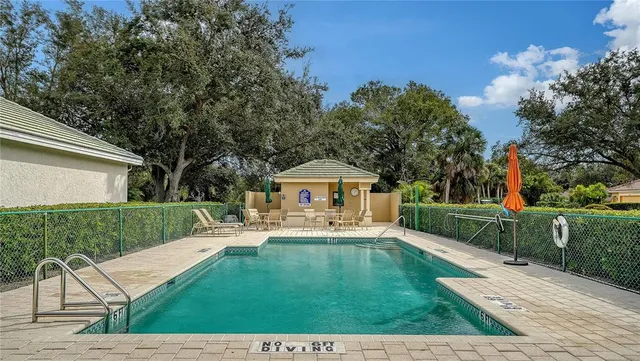 $495,000 | 302 Lansbrook Drive, Venice, FL 34292