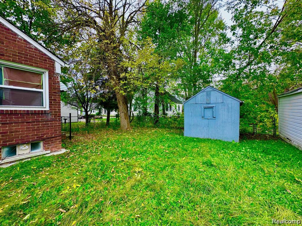 19242 Moross Road Detroit, MI 48224 - Photo 20 of 21