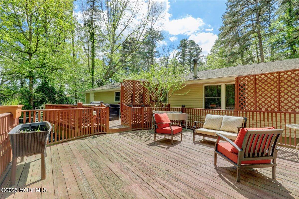 165 Cassville Road Jackson, NJ 08527 - Photo 20 of 24 a view of a deck with furniture