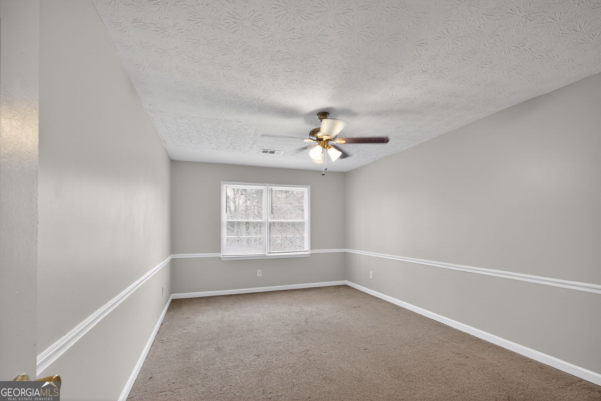 703 Kingsgate Ridge Stone Mountain, GA 30088 - Photo 13 of 35